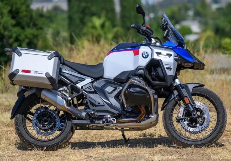 2025-bmw-r-1300-gs-adventure-review-automatic-transmission-tested-10